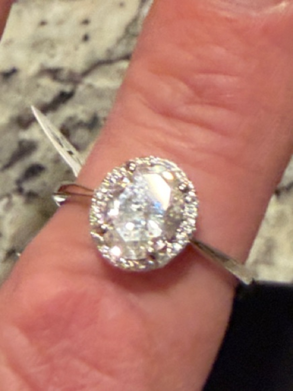 Sterling Silver Moissanite Ring Size 7 - Sparkling Clear Stone - Picture 2 of 4